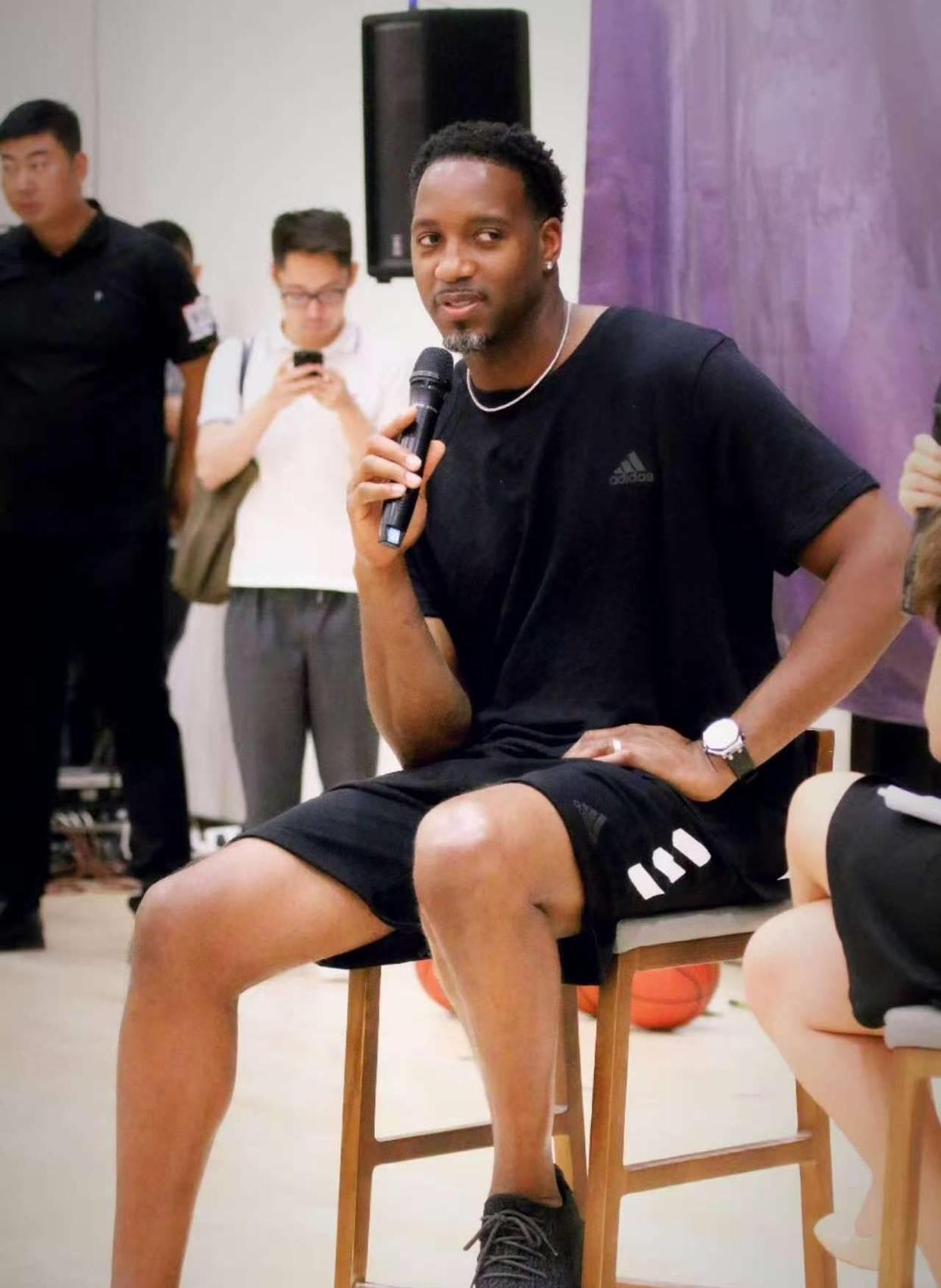 湖人3连胜 湖人3连胜