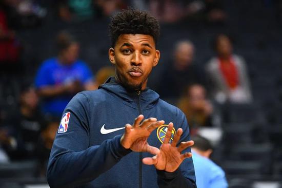 决赛的攻防 决赛的攻防